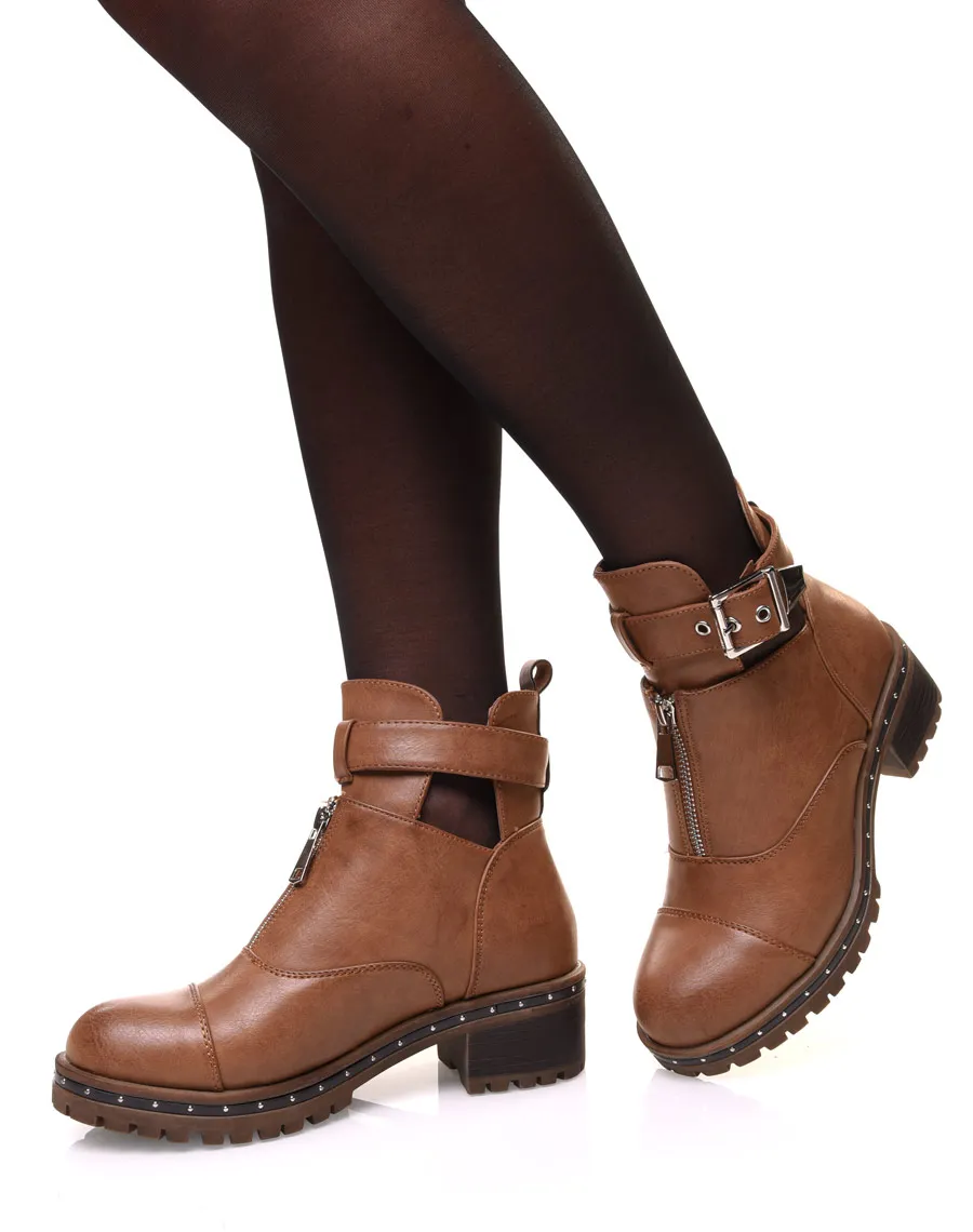 Bottines camelles ajourées à sangle