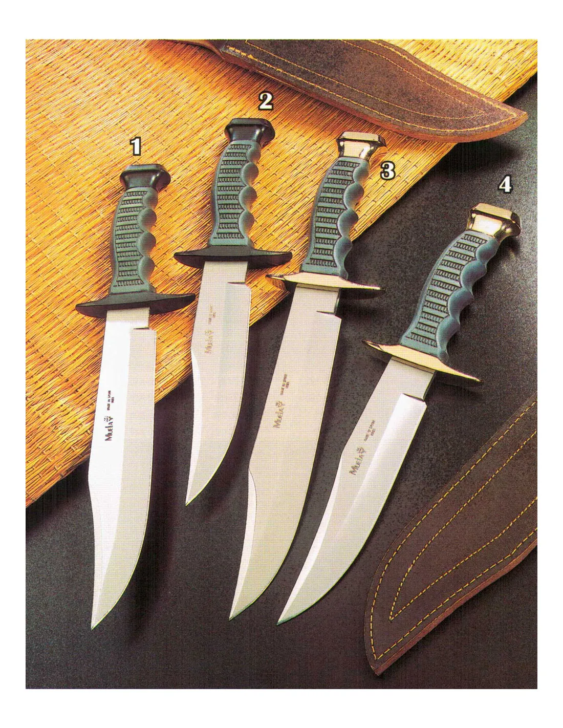 Couteau Big Mountain avec poignée en caoutchouc ⚔️ Boutique Épées