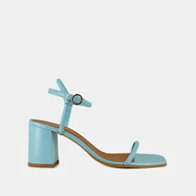 Sandales à brides fines en vernis plissé bleu ciel pour Femme | Jonak