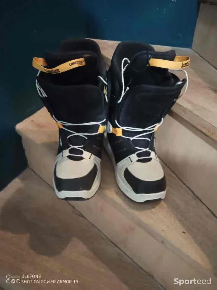 Snowboard chaussure  d'occasion Ajouté le : 02/11/2023
